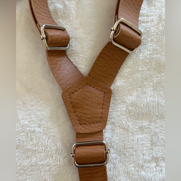 Brown faux leather suspenders - Picture 5 of 5